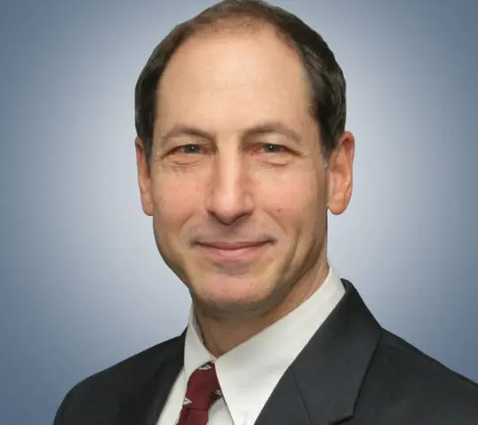 Photo of Dr Steven Breines